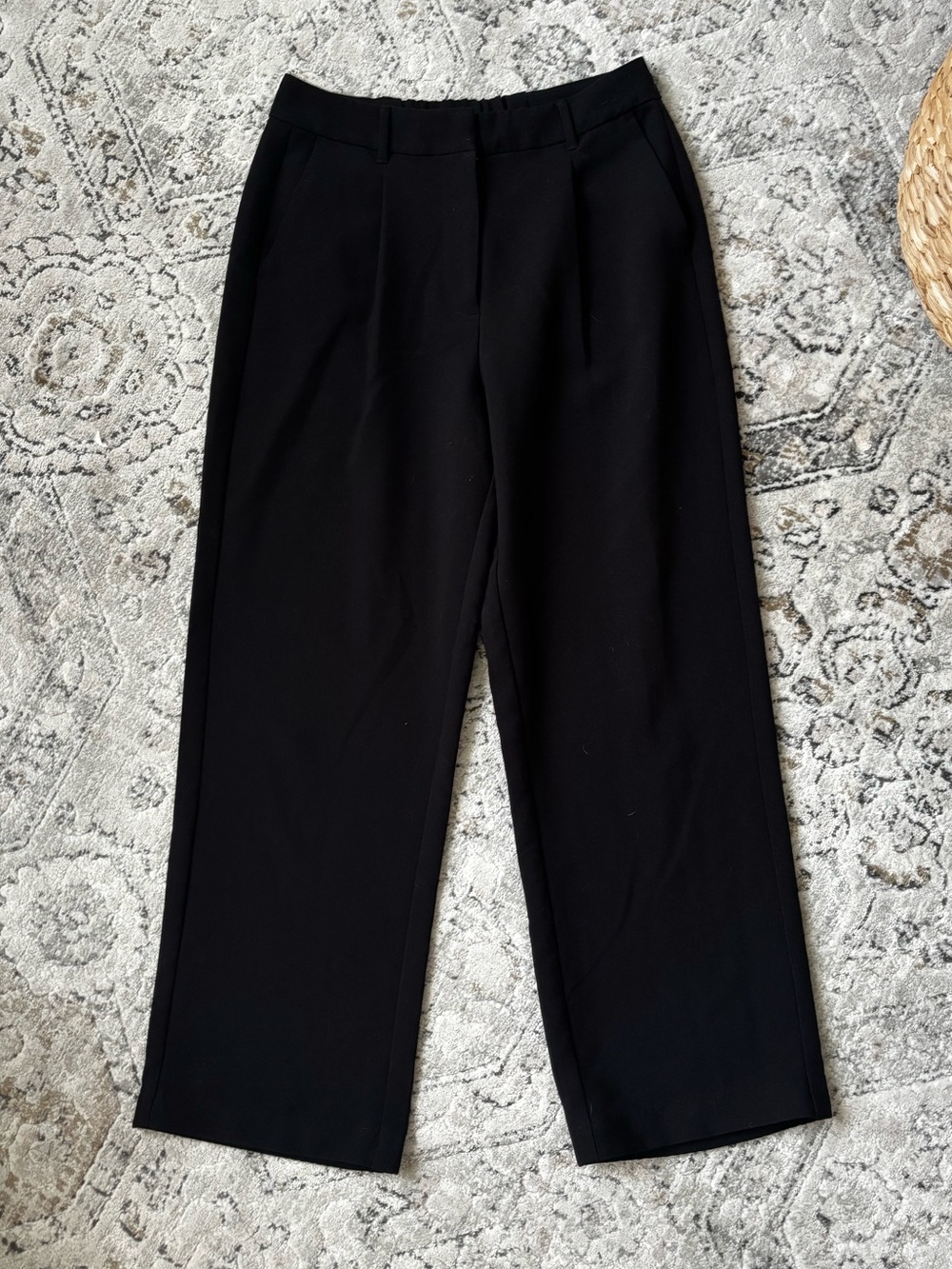 Old Navy women’s trousers